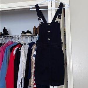 Overall dress